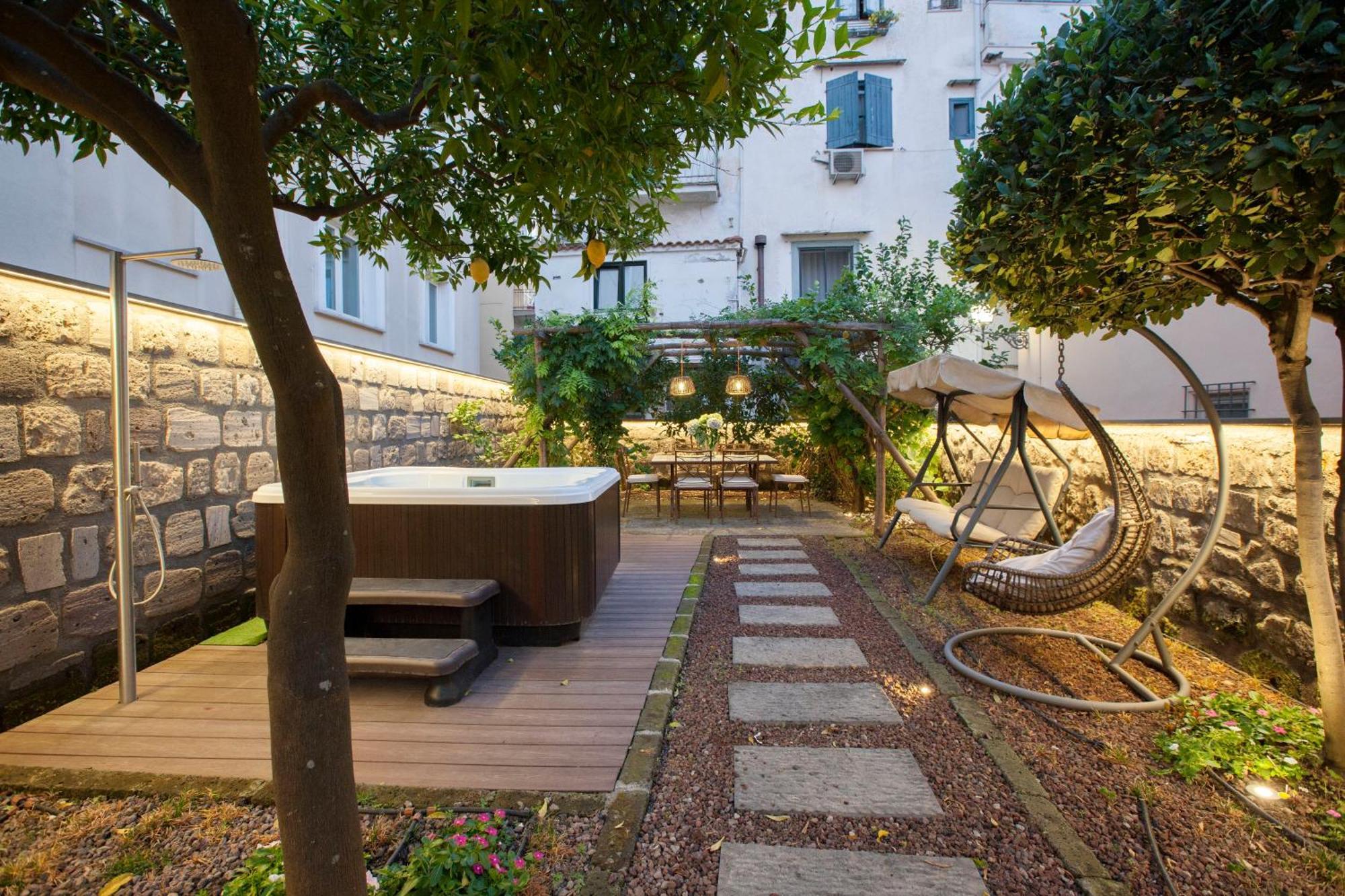 Amore Rentals - Appartamento Terrazza Tasso Sorrento Exteriér fotografie
