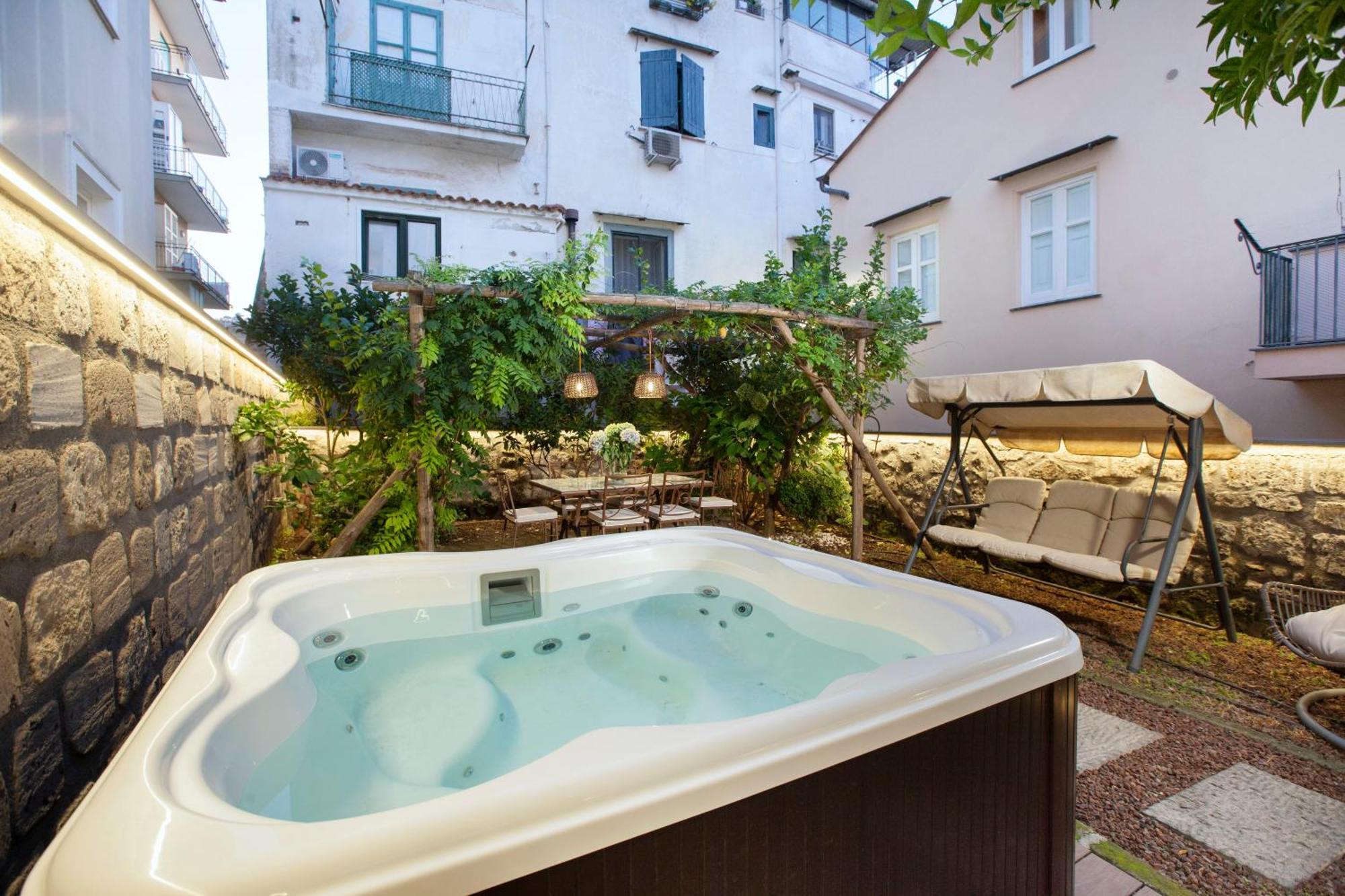 Amore Rentals - Appartamento Terrazza Tasso Sorrento Exteriér fotografie