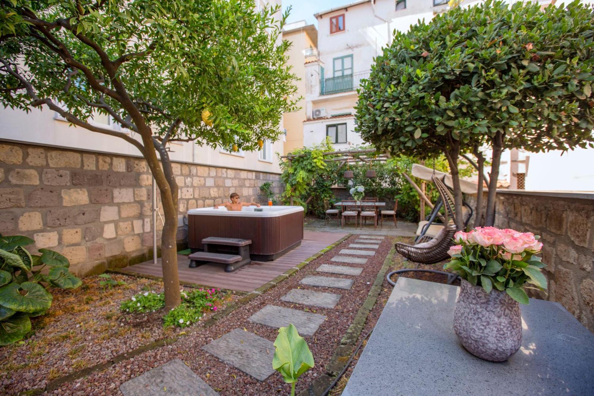 Amore Rentals - Appartamento Terrazza Tasso Sorrento Exteriér fotografie